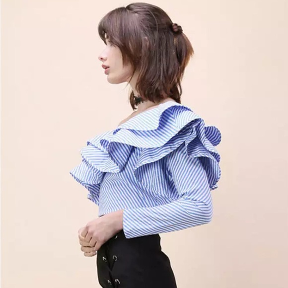 One Left! One Shoulder Striped Blue Ruffle Top - Picture 4 of 8